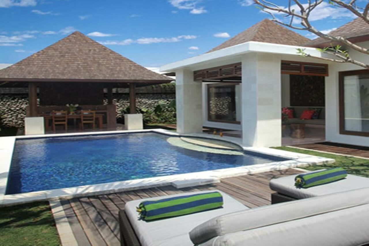 The Haere Seminyak Villa Bagian luar foto