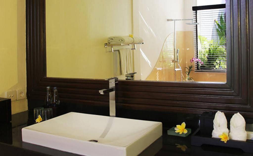 The Haere Seminyak Villa Bagian luar foto